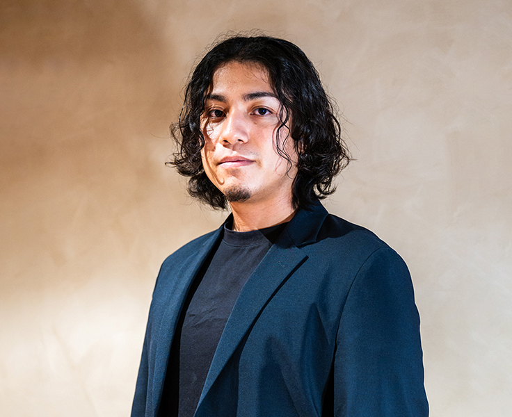 岡田 カルロスの写真